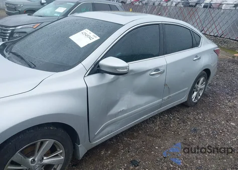 2015 Nissan Altima 2.5 Sl z USA, uszkodzony, nr VIN 1N4AL3AP9FN912846